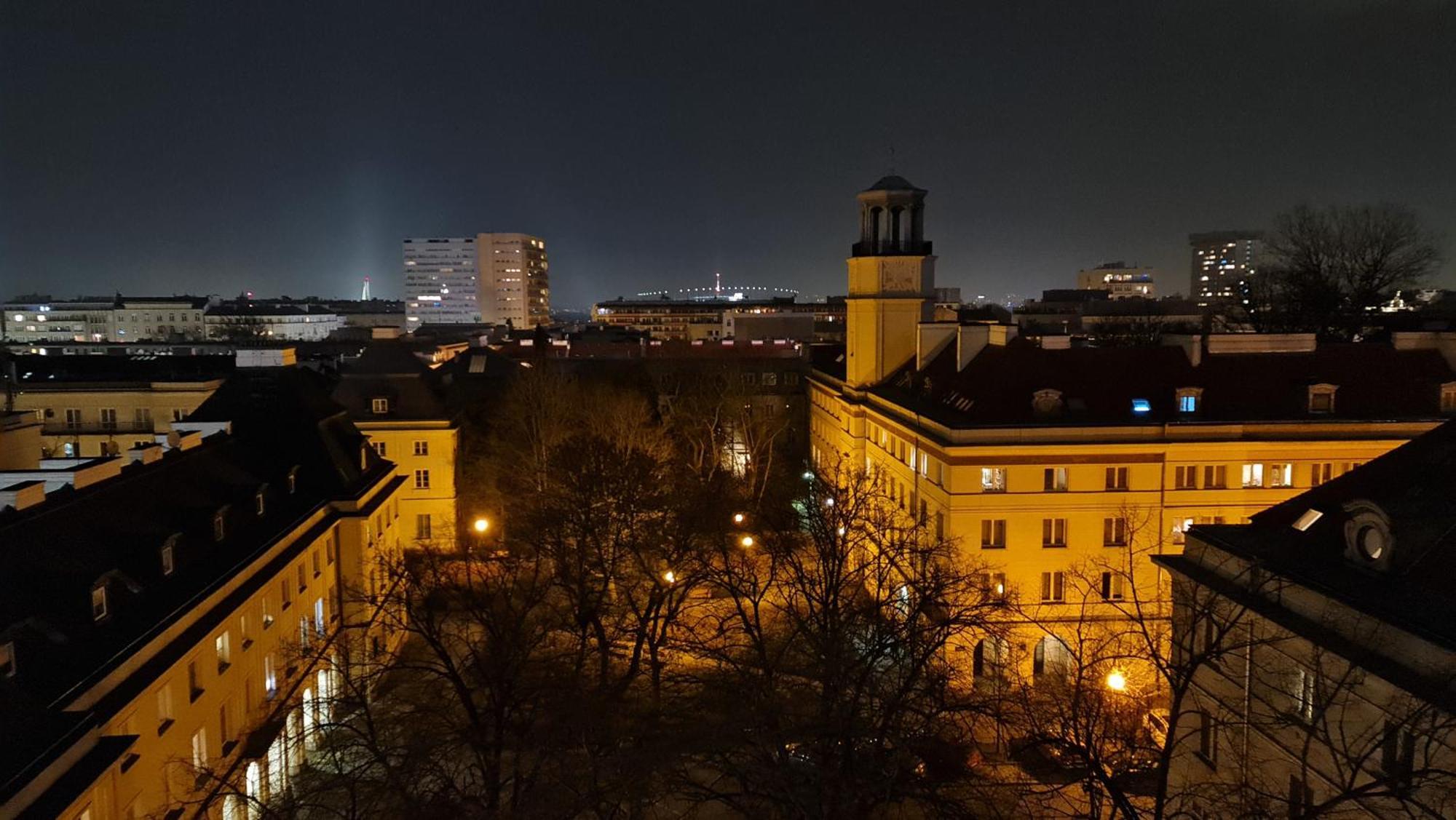 Apartament Wschodni Z Balkonem 4 Osoby Warsawa Bagian luar foto